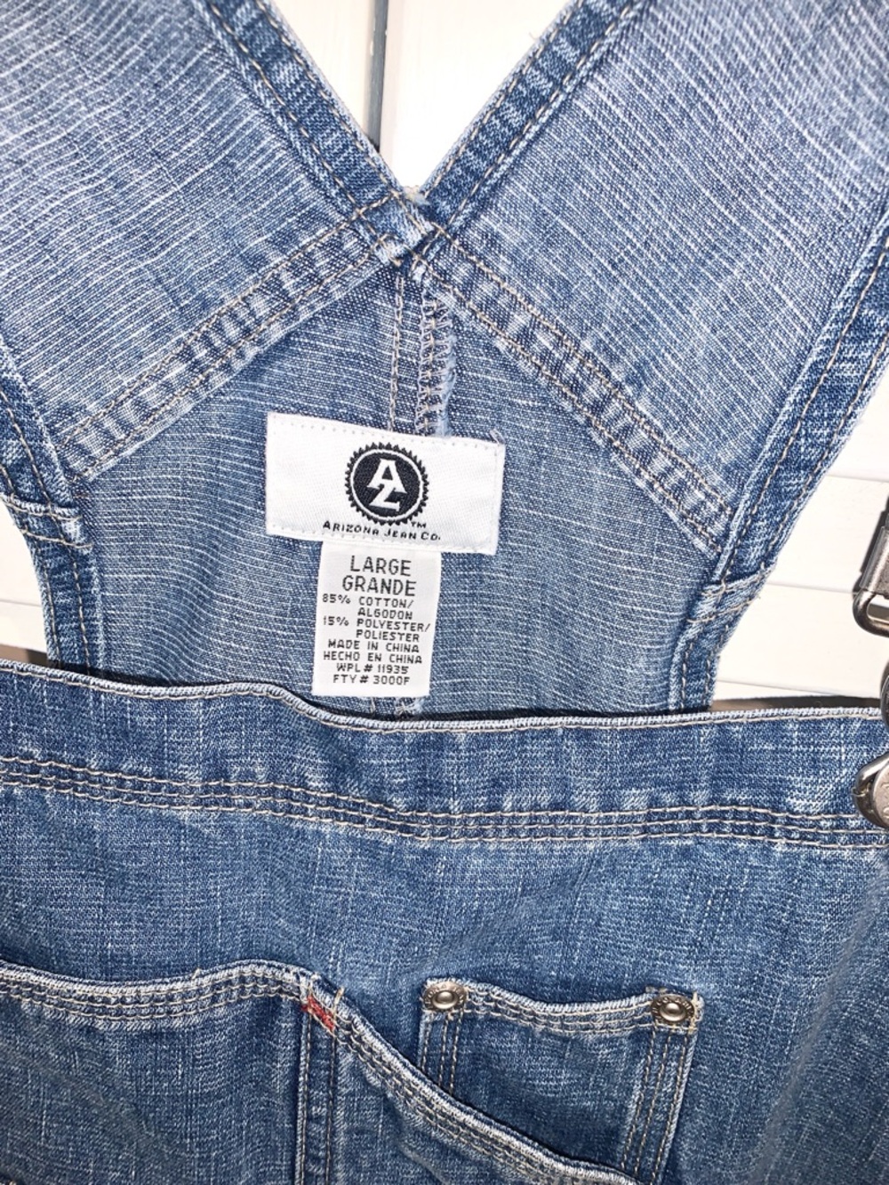 Vintage Y2k Denim Shorts Bib Overalls Women’s size Large - Picture 2 of 9